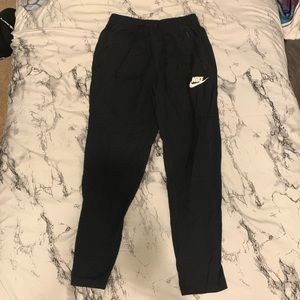 nike joggers